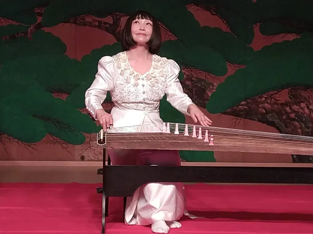 Rie Asai Official Website