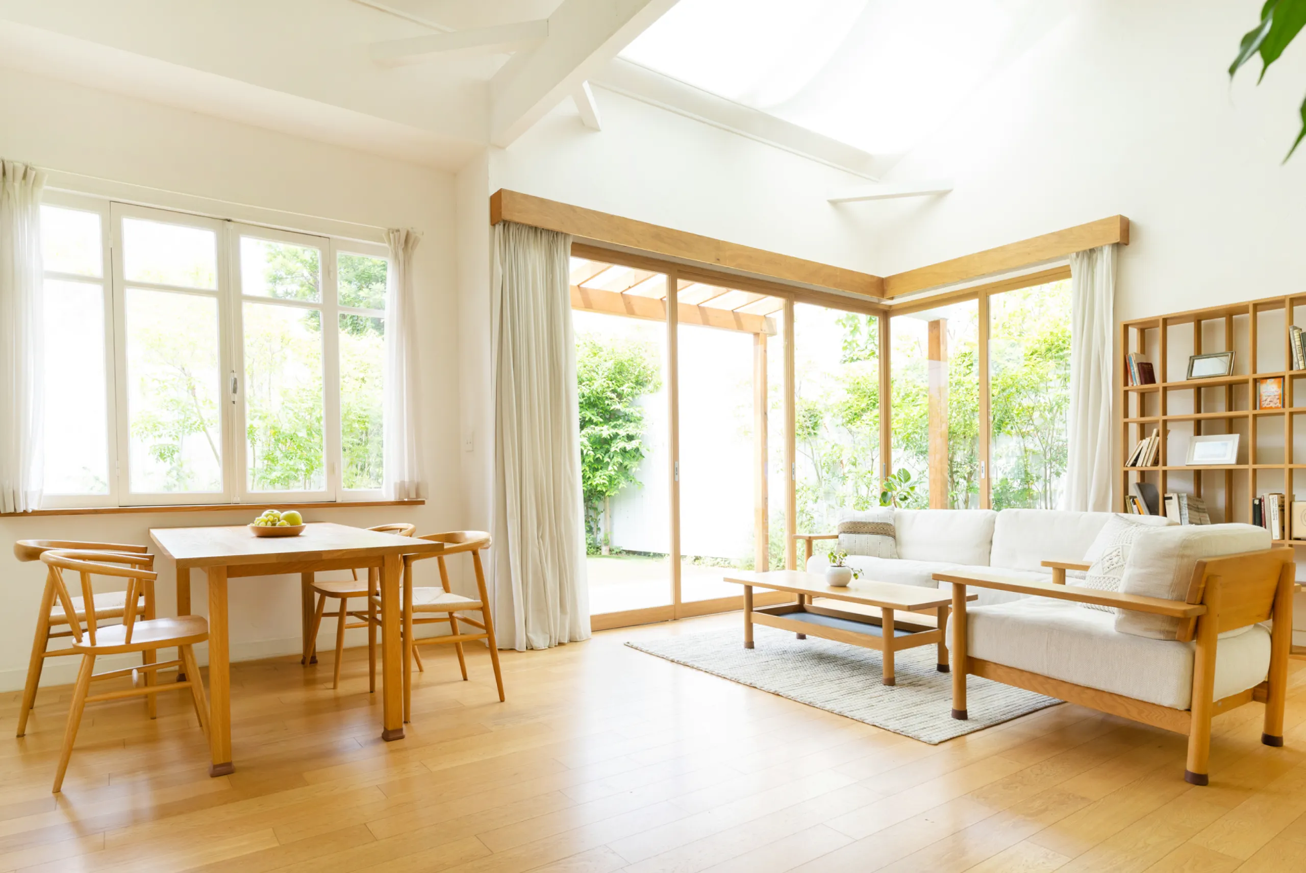 窓ガラスフィルム施工のミナモト