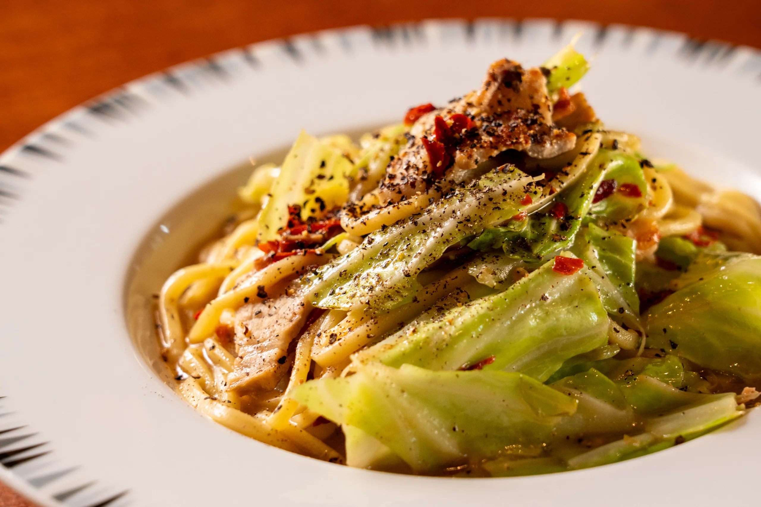 幅広い味が楽しめておすすめ！福井県福井市で人気の焼きそば専門店に、ぜひお越しください。