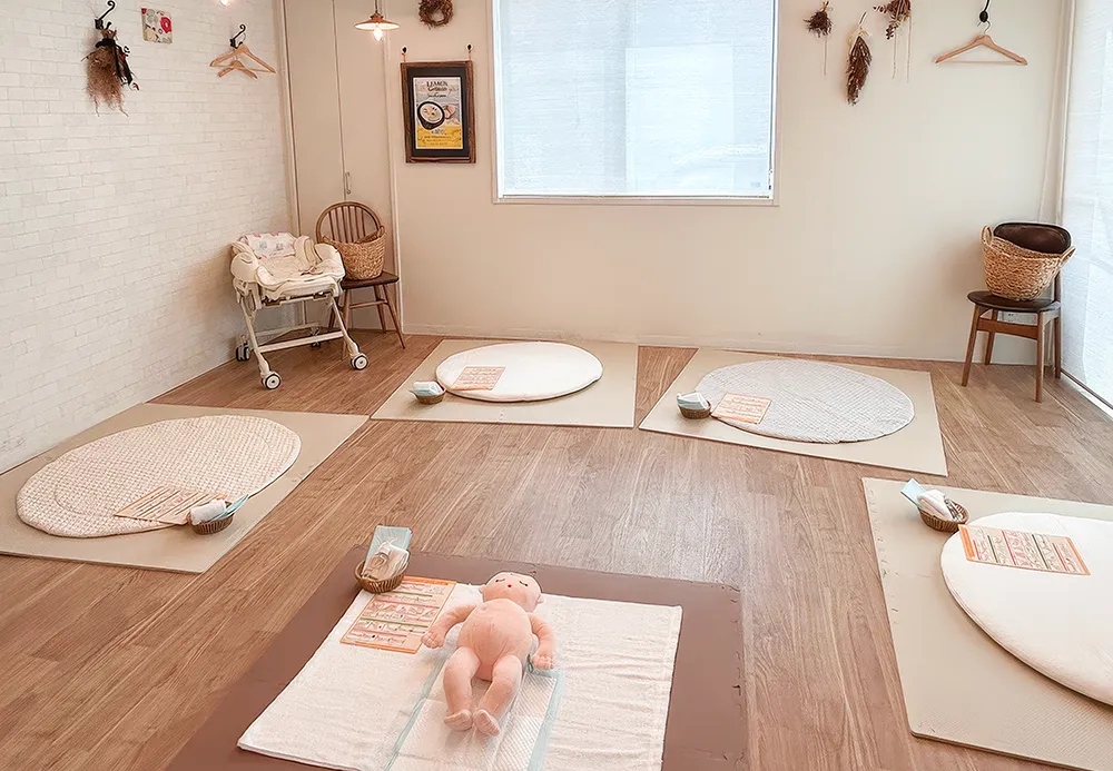 親子向けベビーマッサージレッスン