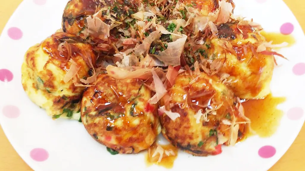 豊田市で人気!当店では気軽に本場の明石焼とたこ焼きが楽しめるのでおすすめ。テイクアウトも可能です。