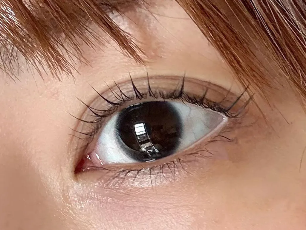 丁寧なアイラッシュ技術