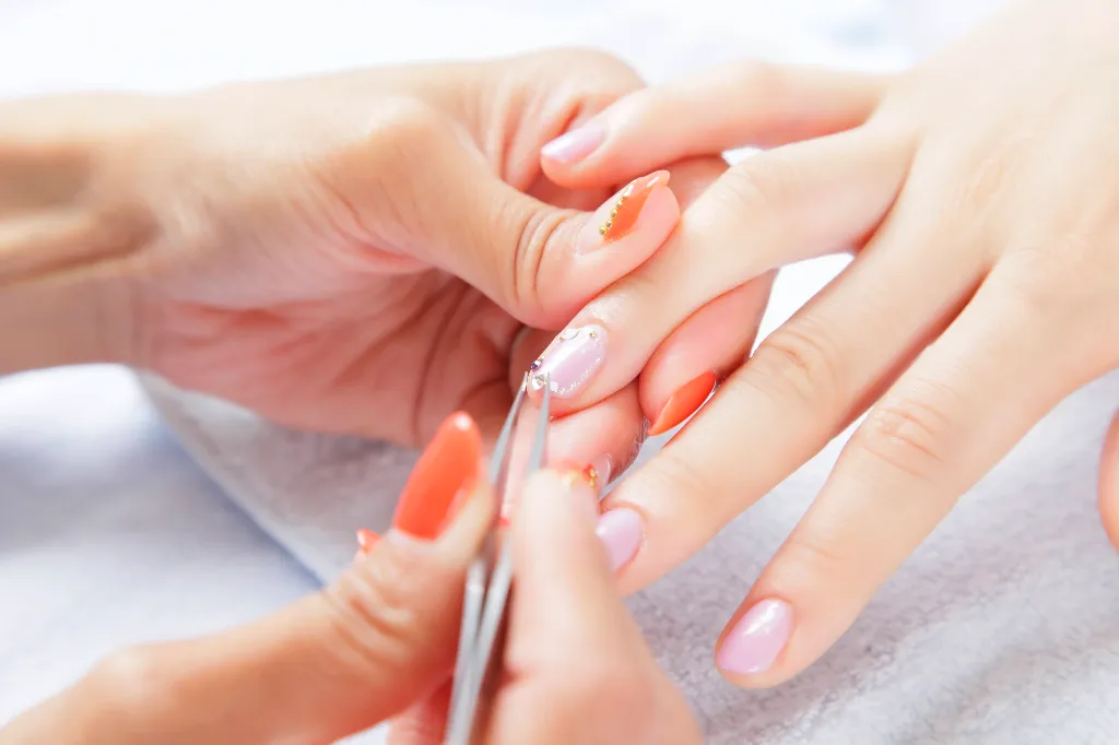 忙しい女性に、気兼ねなく通えるネイルサロンを